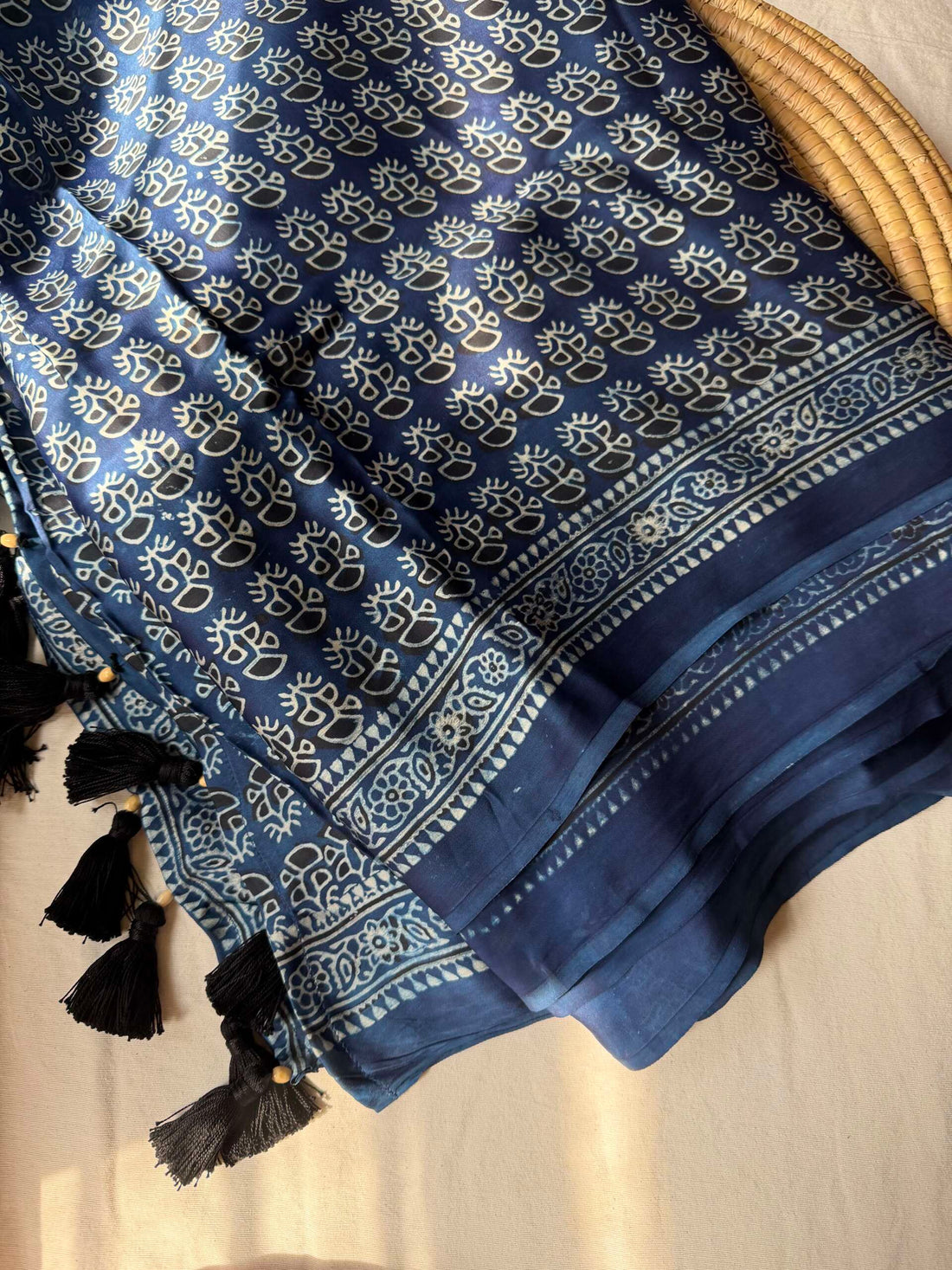 Chaap silk-Saari HG03