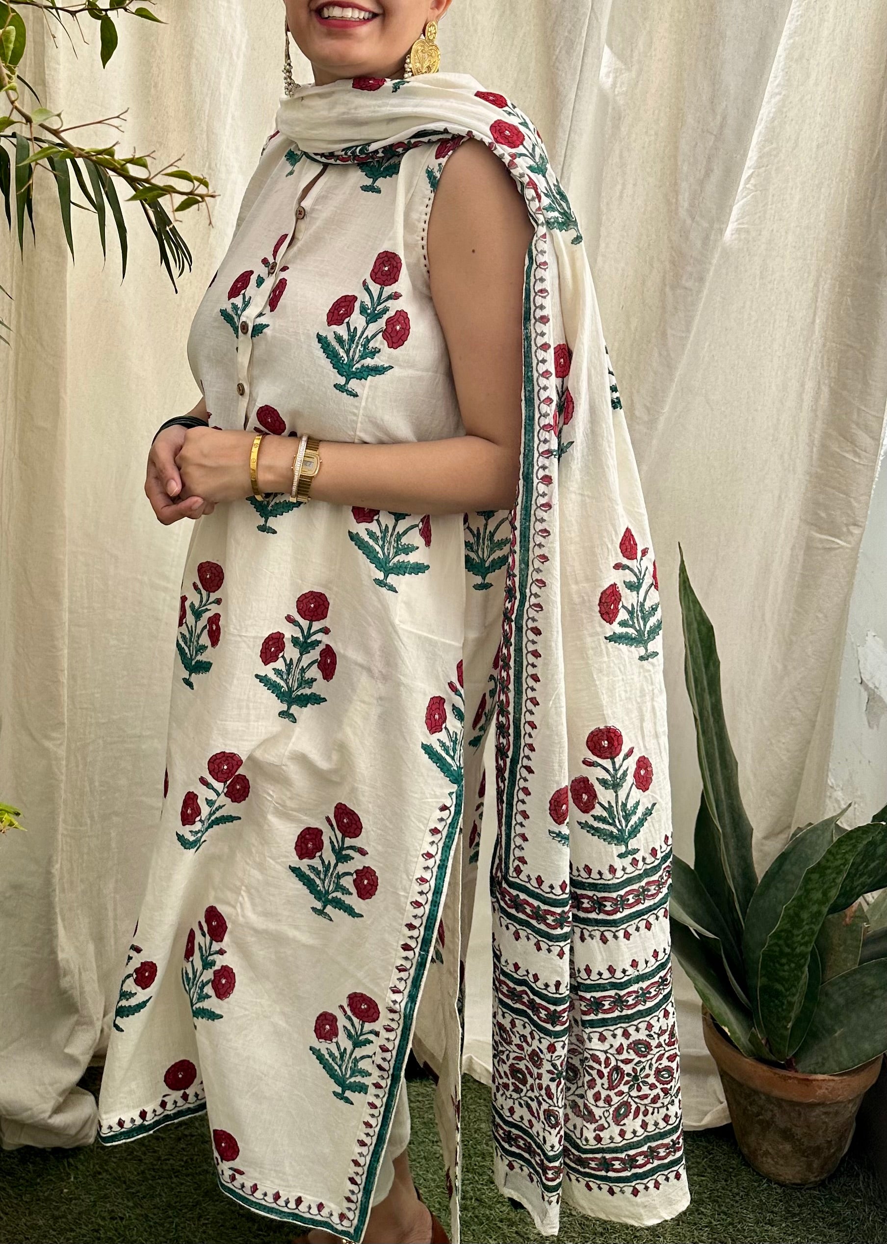 HathGhar-Dupatta HG03