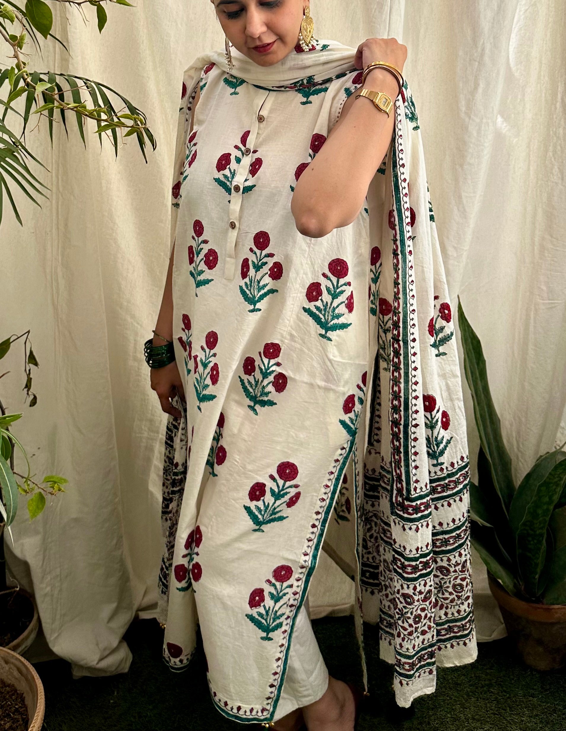 HathGhar-Dupatta HG03