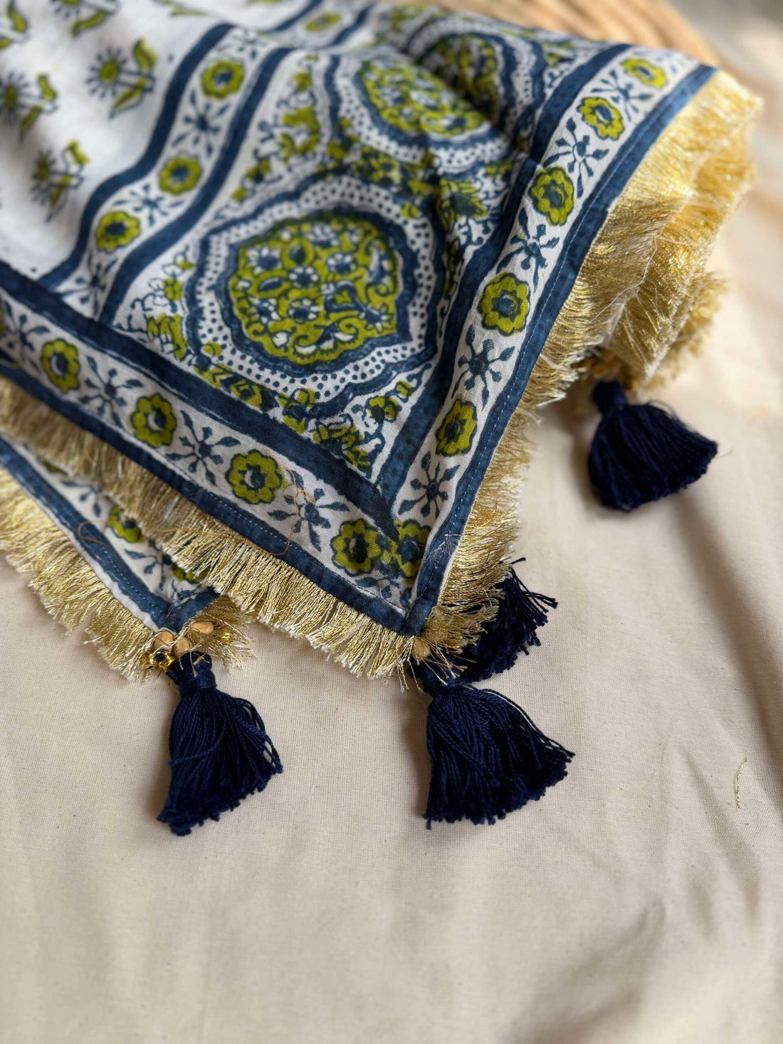 HathGhar-Dupatta HG17