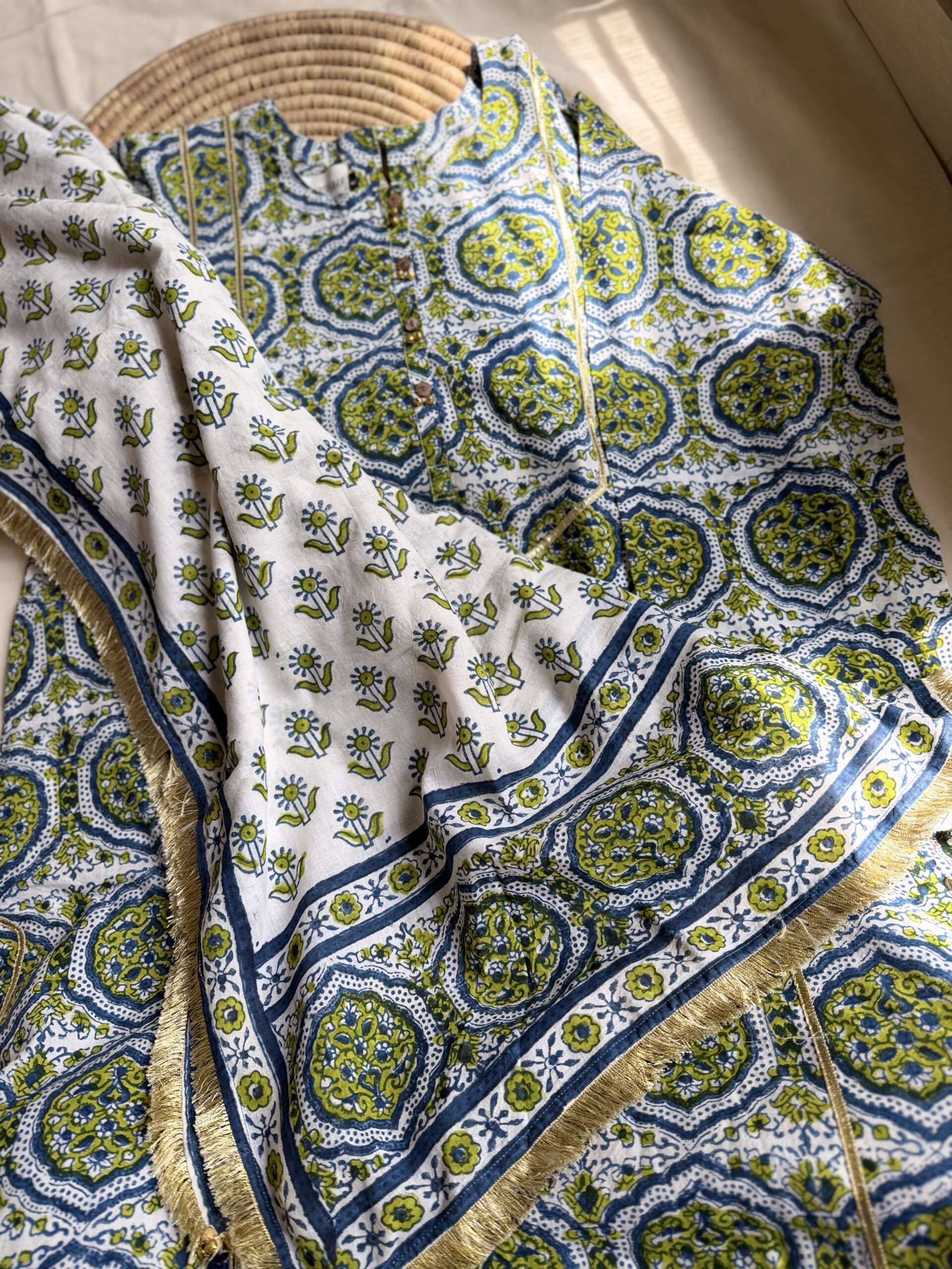 HathGhar-Dupatta HG17