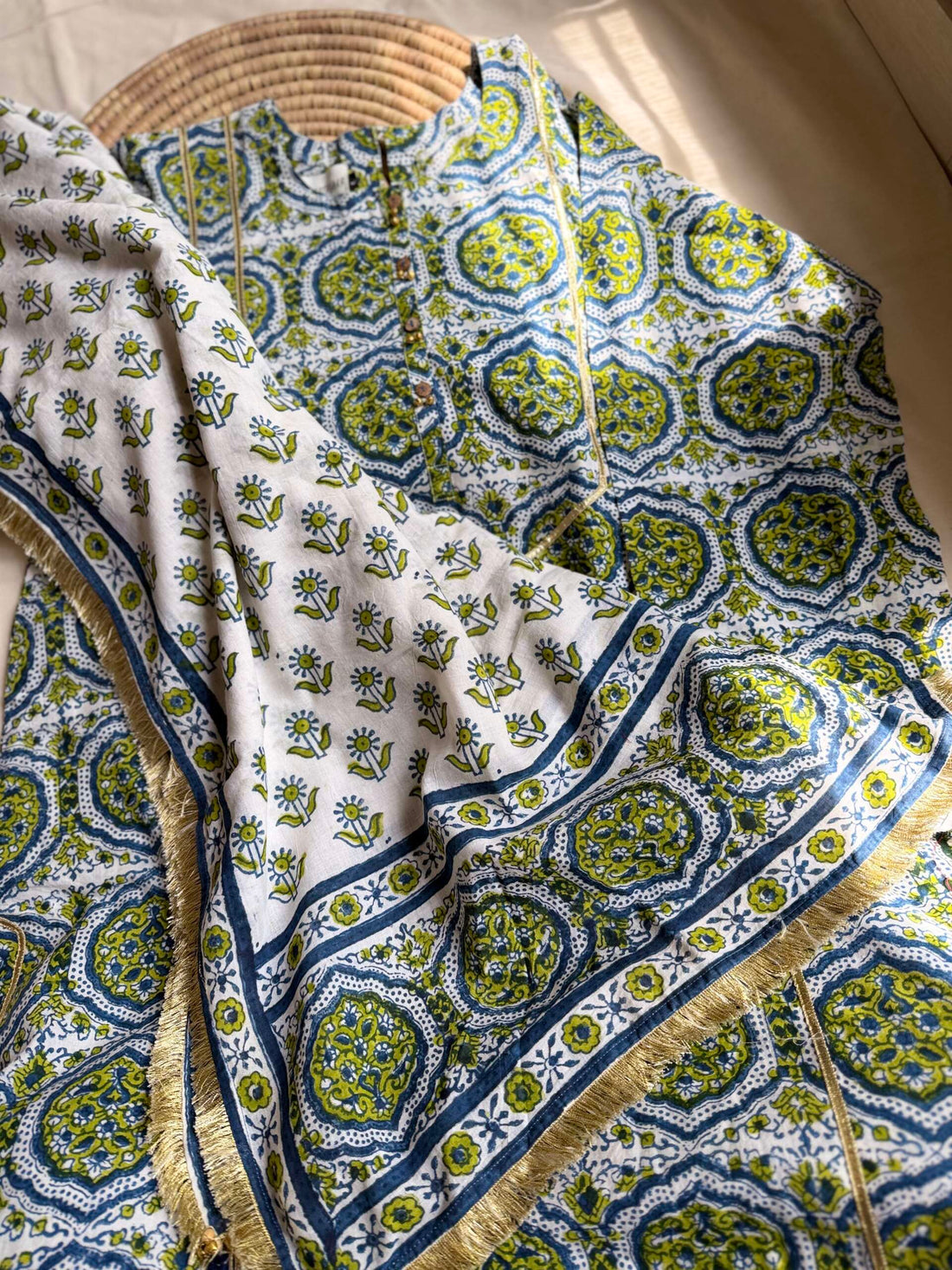 HathGhar-Dupatta HG17