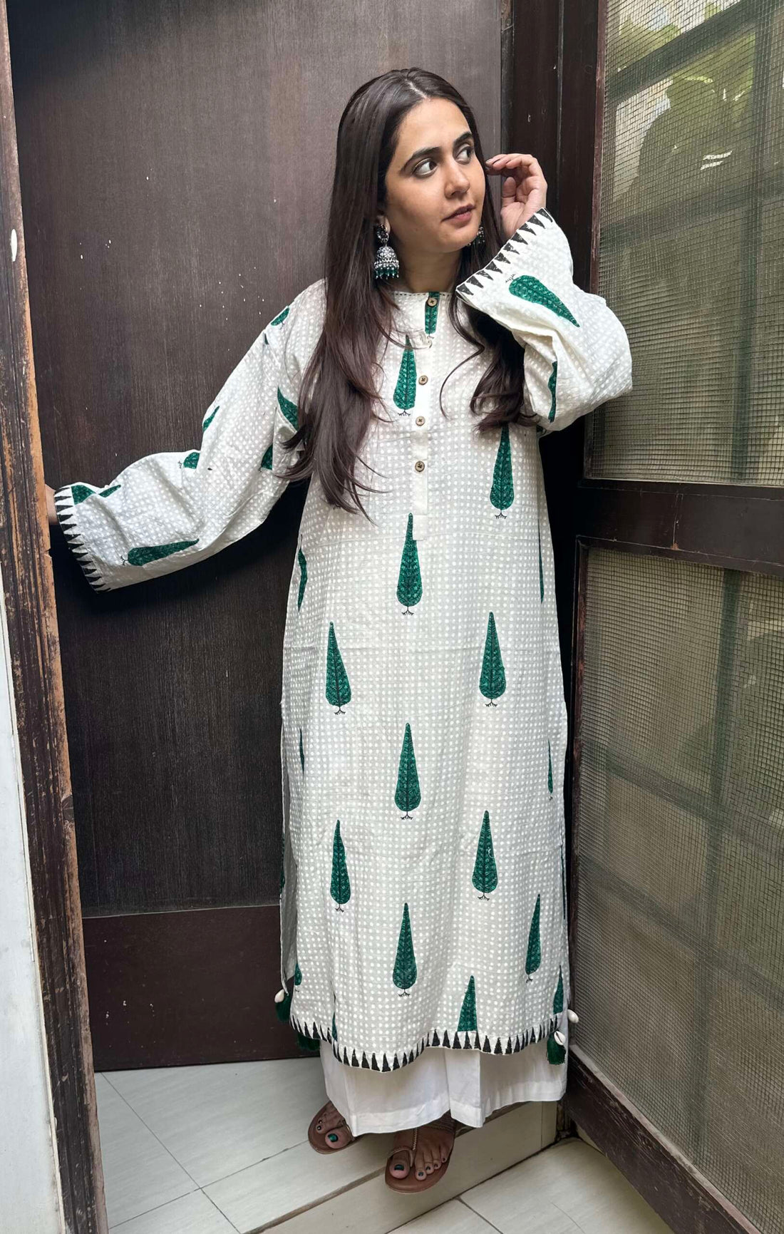HathGhar-Pret HG08