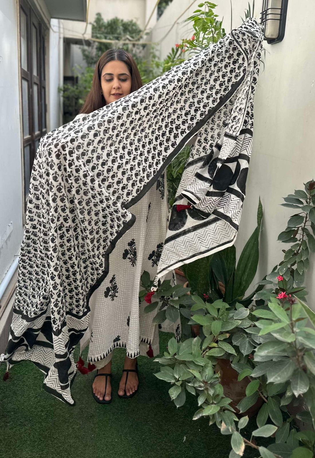 HathGhar-Dupatta HG07