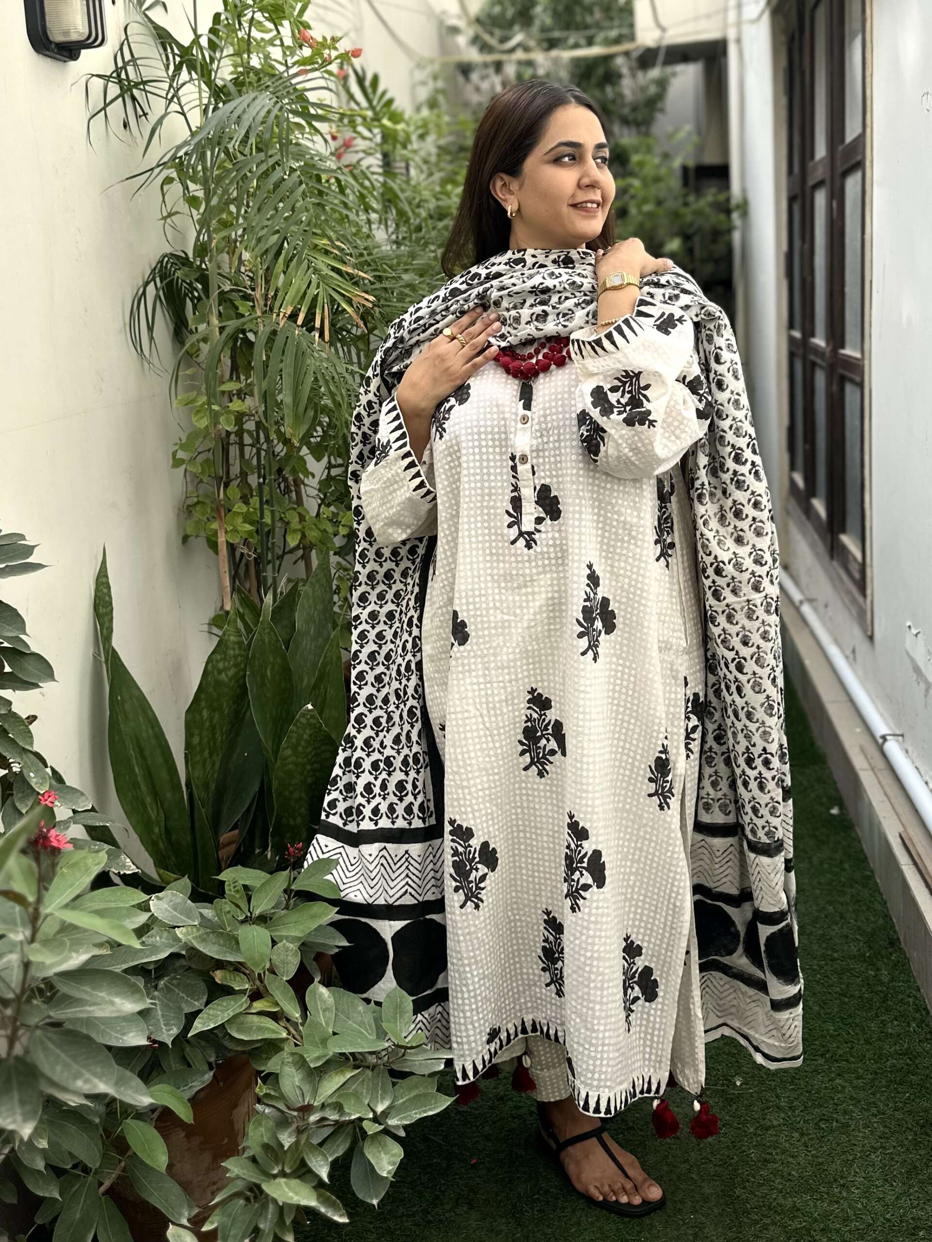 HathGhar-Dupatta HG07