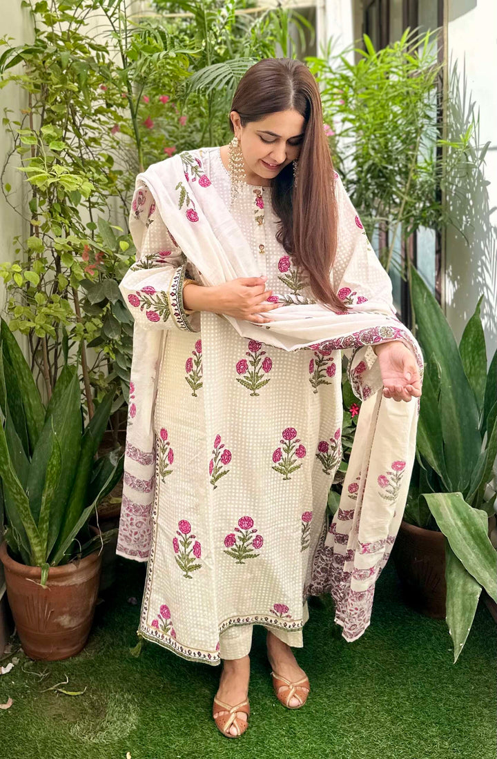 HathGhar-Dupatta HG08