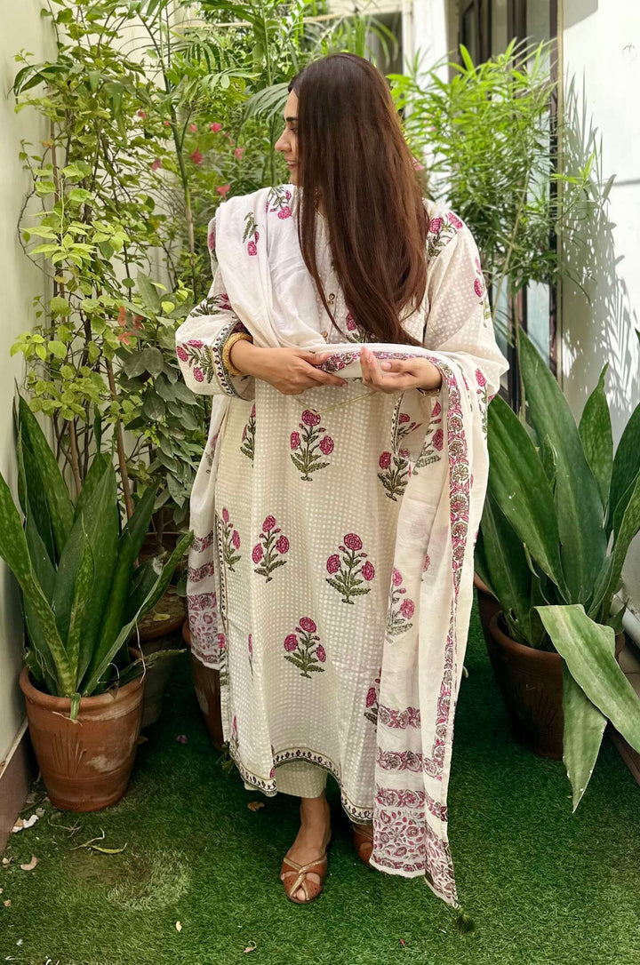 HathGhar-Dupatta HG08