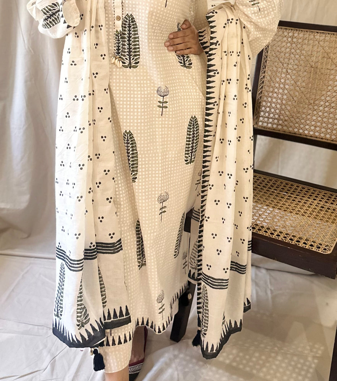 HathGhar-Dupatta HG09