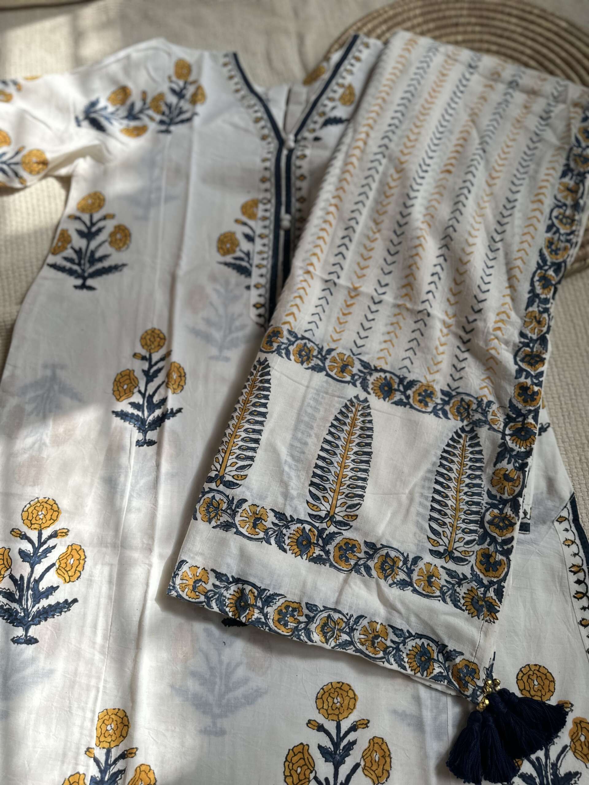 HathGhar-Dupatta HG15