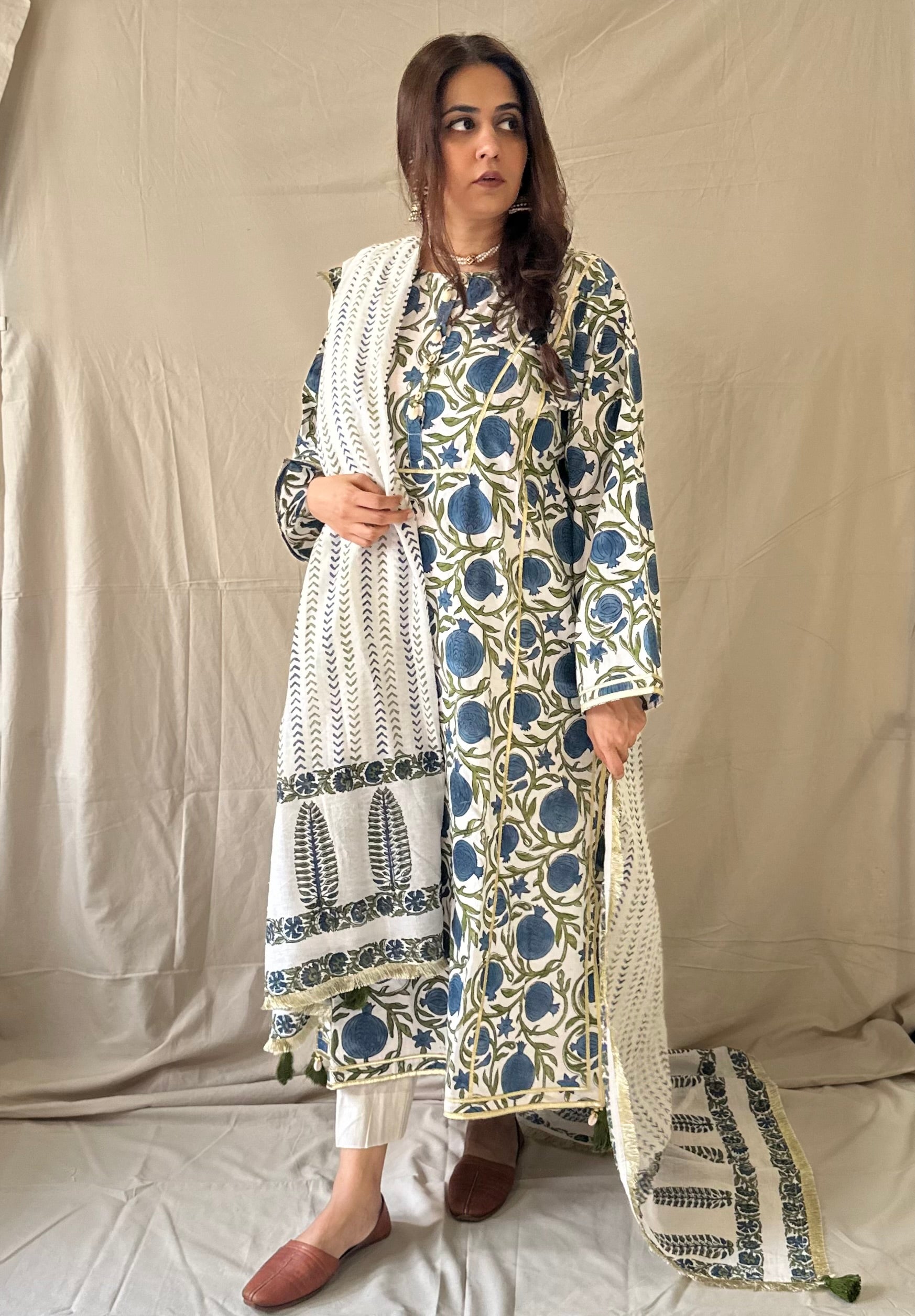 HathGhar-Dupatta HG10