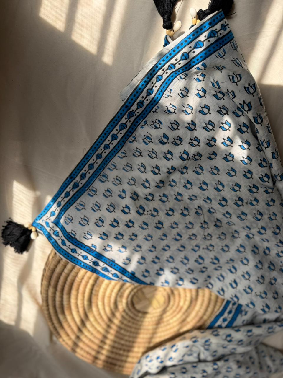 HathGhar-Dupatta HG18
